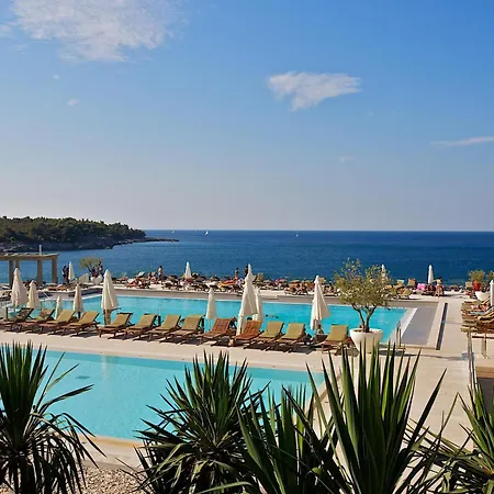 Ferienpark Verudela 3*