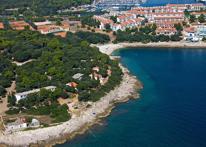 Holiday park Verudela 3*